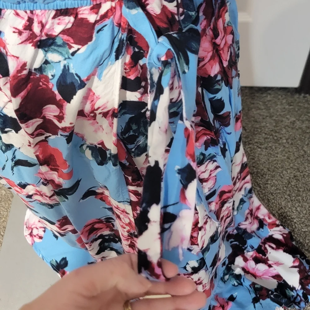 Floral Blue Wrap Dress - Picture 6 of 11